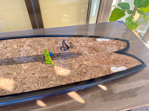 未使用展示品 ジャスティス サーフボード 5’8” 伊藤雅彦シェイプ