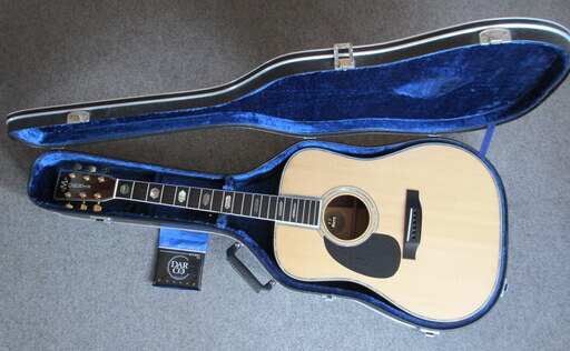 モーリスギター左用　Morris W-100L　1980年前後作品　美品　ハードケース　新品弦付けます。