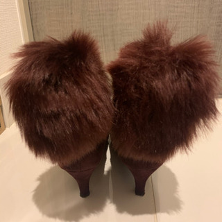 GU ファー付きブーツ