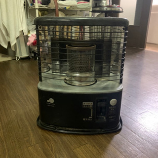 2017年製 石油ストーブ