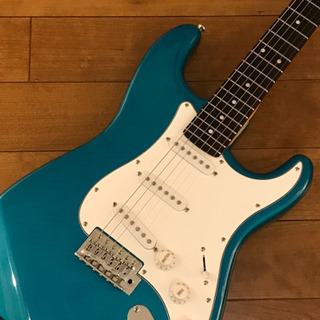 バスカーズのエレキギター  STタイプ