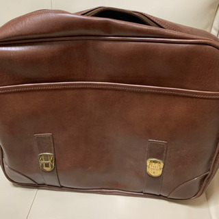 スクールバッグですの画像