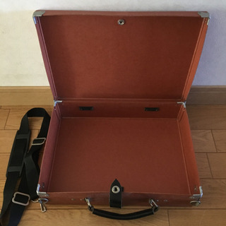 サザビーズ　ペーパー　トランク SAZABYS