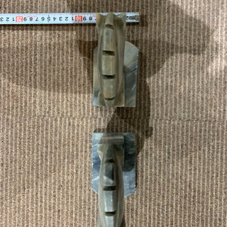 大理石のブックスタンドの画像
