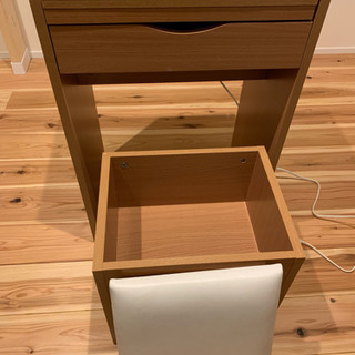 ドレッサー テーブルイスセット の画像