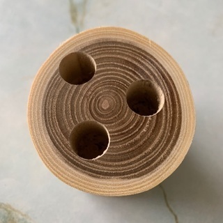 えんじゅ　木製ペン立て　飾り物　ペーパーウエイトの画像
