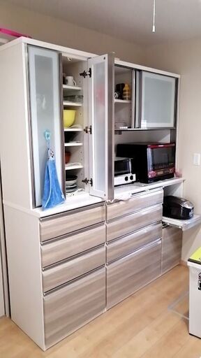ニトリ　食器棚　プラウドシリーズ