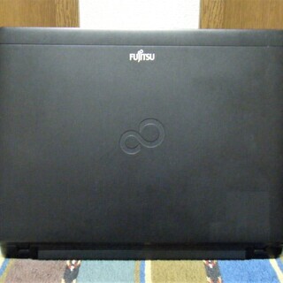 🔴訳あり特価/12.1型/軽量1.16kg♪/高性能🆙Core i5/光速☆彡SSD240GB♪/メモリ4GB♪/すぐ使えるWin10メディア作成ツール付📀/すぐ繋がるWi-Fi📶/MS Office 2016📒✎/点検整備清掃済み/😊FUJITSU LIFEBOOK P771/D の画像