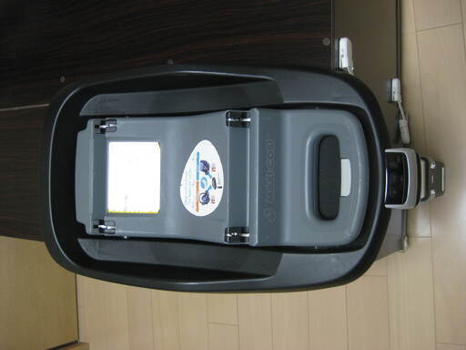 マキシコシ　ファミリーフィックス　MAXI-COSI　Family FIX　ISO-FIX