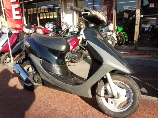 NO.3125　ライブディオ （ＤＩＯ）２サイクルエンジン　ディスクブレーキ　サイドスタンド　ブラック　☆彡