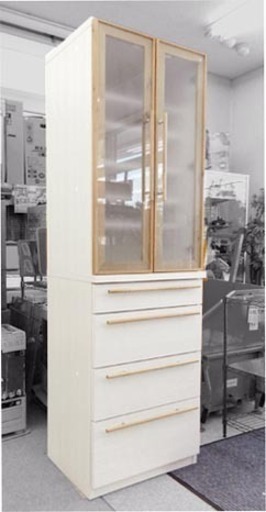 河口家具製作所 食器棚 幅60.5 キッチン収納 キッチンボード 硝子とびら 引き出し  ☆ PayPay(ペイペイ)決済可能 ☆ 札幌市 北区 屯田