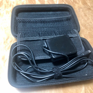 ニンテンドー3DS LL とびだせ どうぶつの森パック(本体+ケース+充電器+カセット3つ) の画像
