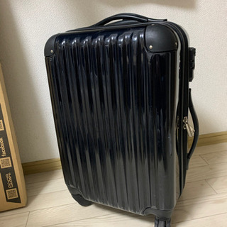 キャリーバッグ