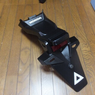お値下げ グロム ＧＲＯＭ JC61 純正リアフェンダー テール...