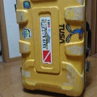 スーツケース