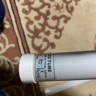 LED 蛍光灯の画像