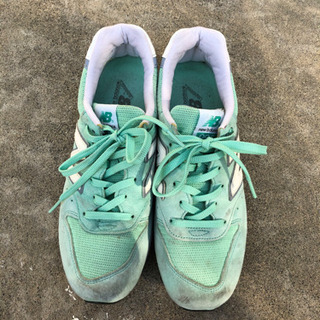 ニューバランス☆24.5の画像