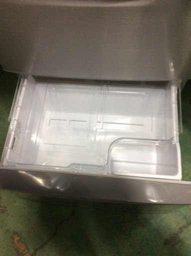 ★6ドア大型冷蔵庫をお手頃価格で！★フレンチドア★シャープ★2012年製★近隣送料・設置無料★ 鶴見区から発送　♪ ファミリーにオススメ★値下げしました！★