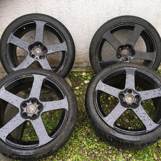 ボルボ  18インチ タイヤ付き 8J +45