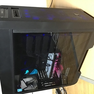 3ヶ月前に自作したPC ゲーミングチェア、デスク、モニター6枚お...