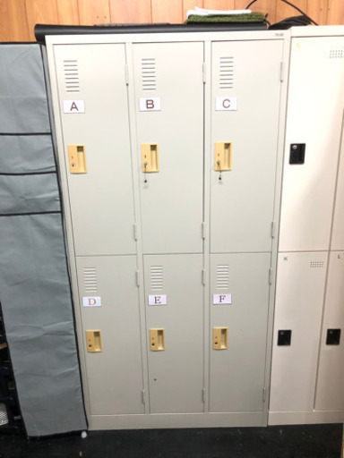民泊・業務用ロッカー備品７万円→３万円で！