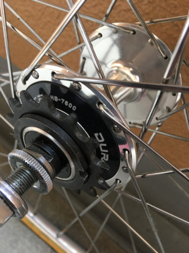 ピストホイール DURA-ACE HB-7600