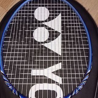 ✨YONEX✨バトミントンラケット✨の画像
