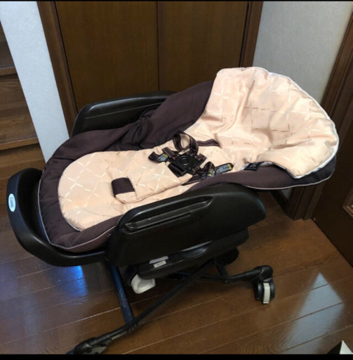 【取引完了】コンビ　ネムリラ　オートスウィング　ママの抱っこ感「ダッコシートプラス」衝撃吸収素材「エッグショック」