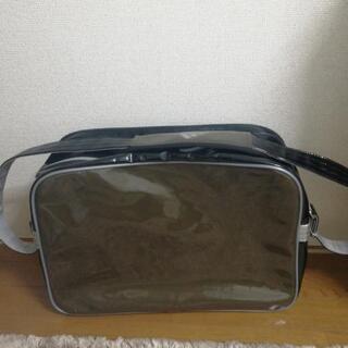 ◆値下げ◆ アディダス　エナメルバッグの画像