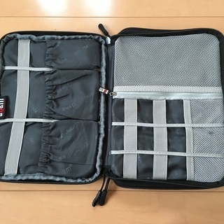 ケーブル 小物 収納ケース スマホ バッグインバッグ の画像