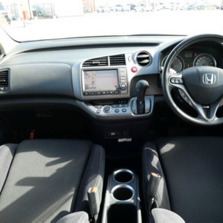 【車検長い！】ストリーム RSZの画像