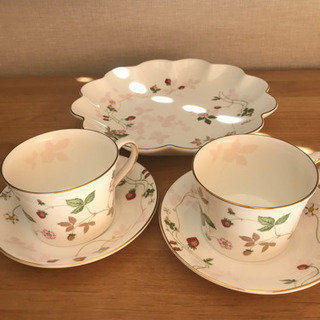 ウェッジウッド ワイルドストロベリー カップ 皿