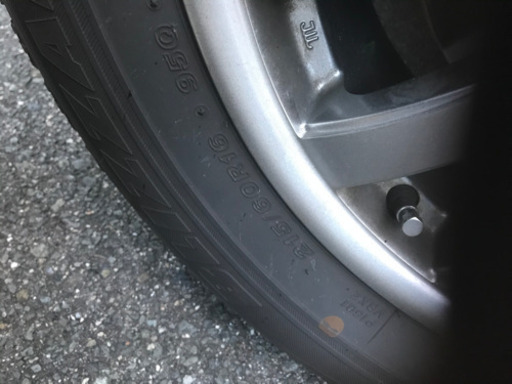 大幅値下げ！ブリザック215 /60R 16  バリ山社外ホイル付き4本セット