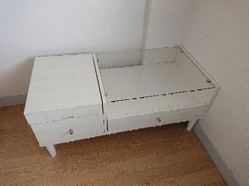 ドレッサーテーブル