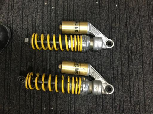 オーリンズ　サスペンション