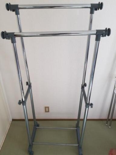 ハンガー2種売ります