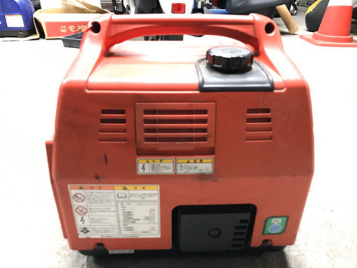 日本製発電機あまり使ってません三菱製品インバーターです