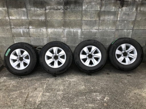 プラド後期　純正タイヤホイール　265 65 17 ^_^