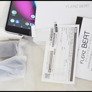 ほぼ未使用 Covia FLEAZ BEAT インディゴ CP-W5 DSDS SIMフリー スマホ 中古美品の画像