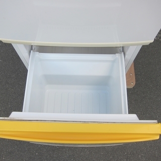 シャープ　135リットル　2ドア　冷蔵庫　高さ１１４ｃｍ　幅４８ｃｍの画像