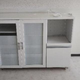 食器棚