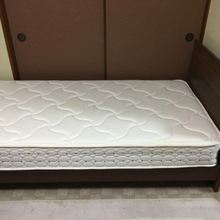 シングルベッドの画像