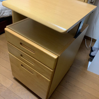 学習デスクの画像