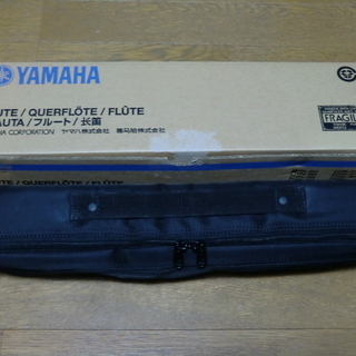 ★初心者さんにおすすめ★【ヤマハ　フルート　YFL-211】入門セットの画像