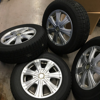 プリウス ノア ヴォクシーなど 195/65R15 スタッドレスタイヤ4本 中古