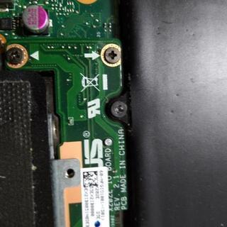 ノートパソコン(ASUS X202E)から異常に音がするようになりました。 - 助け合い