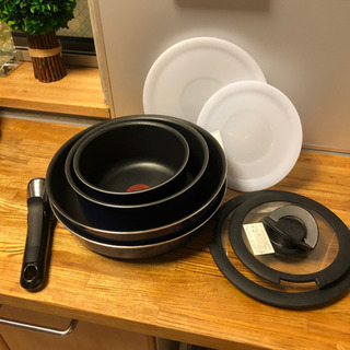 22000円美品　ティファール(T-fal) フライパン 鍋 9点 セット  「 インジニオ・ネオ グランブルー・プレミア セット9 」 チタン プレミア 5層コーティング 取っ手のとれる T-falの画像