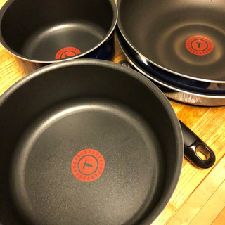 22000円美品　ティファール(T-fal) フライパン 鍋 9点 セット  「 インジニオ・ネオ グランブルー・プレミア セット9 」 チタン プレミア 5層コーティング 取っ手のとれる T-falの画像