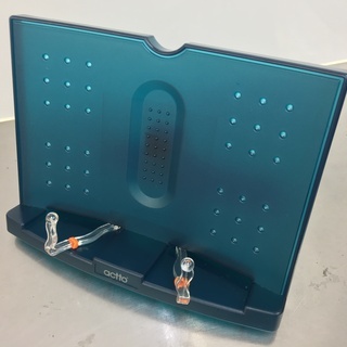 ブックスタンド（タブレット）可変18段