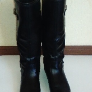 レディース・ブーツ 23.5 EE